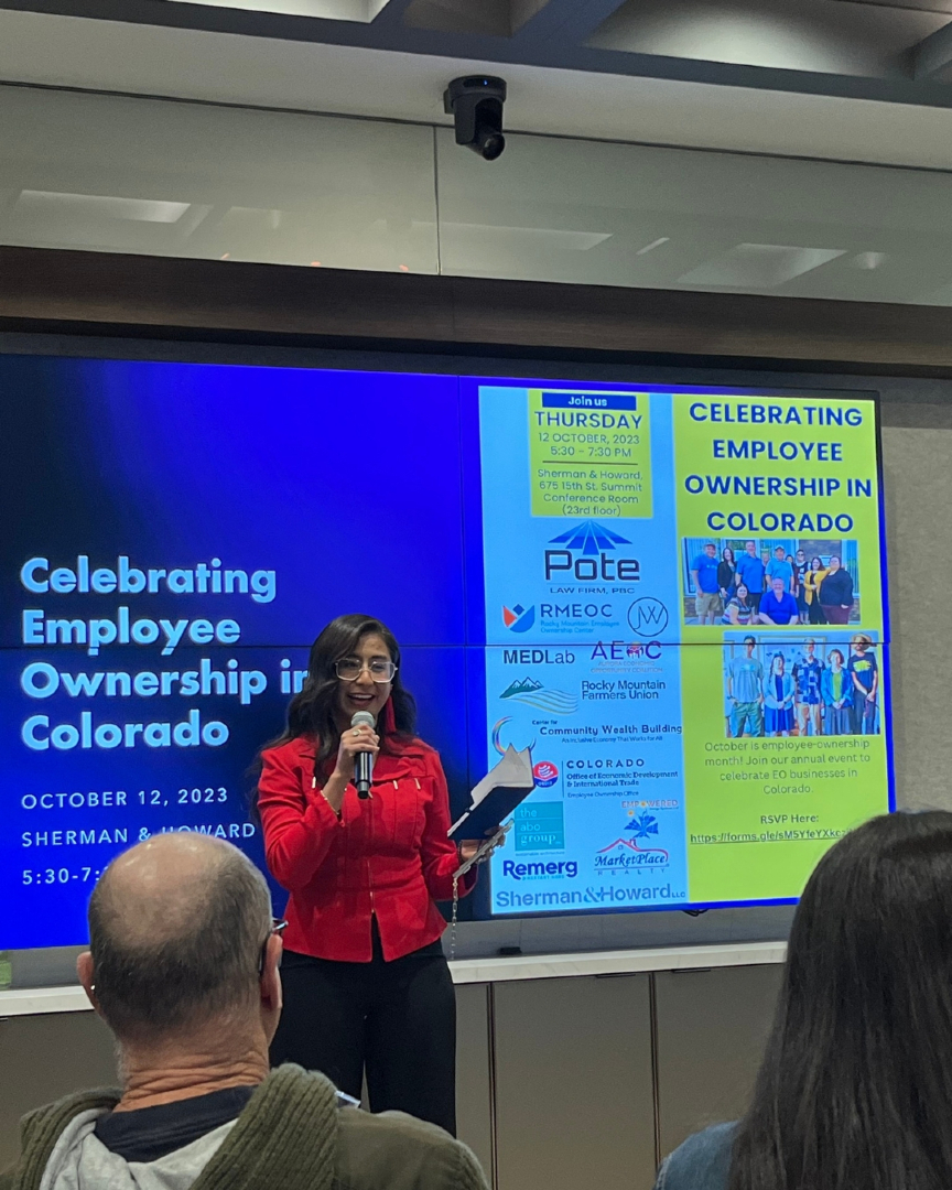 rmeoc_'s tweet image. Throwback to an unforgettable night in 2023 celebrating #EmployeeOwnership in Colorado 🎉 Big thanks to our partners, supporters &amp;amp; storytellers who made it powerful. A true reminder of why we fight for a just, sustainable economy. #CoopsBuildCommunity #WorkerOwned