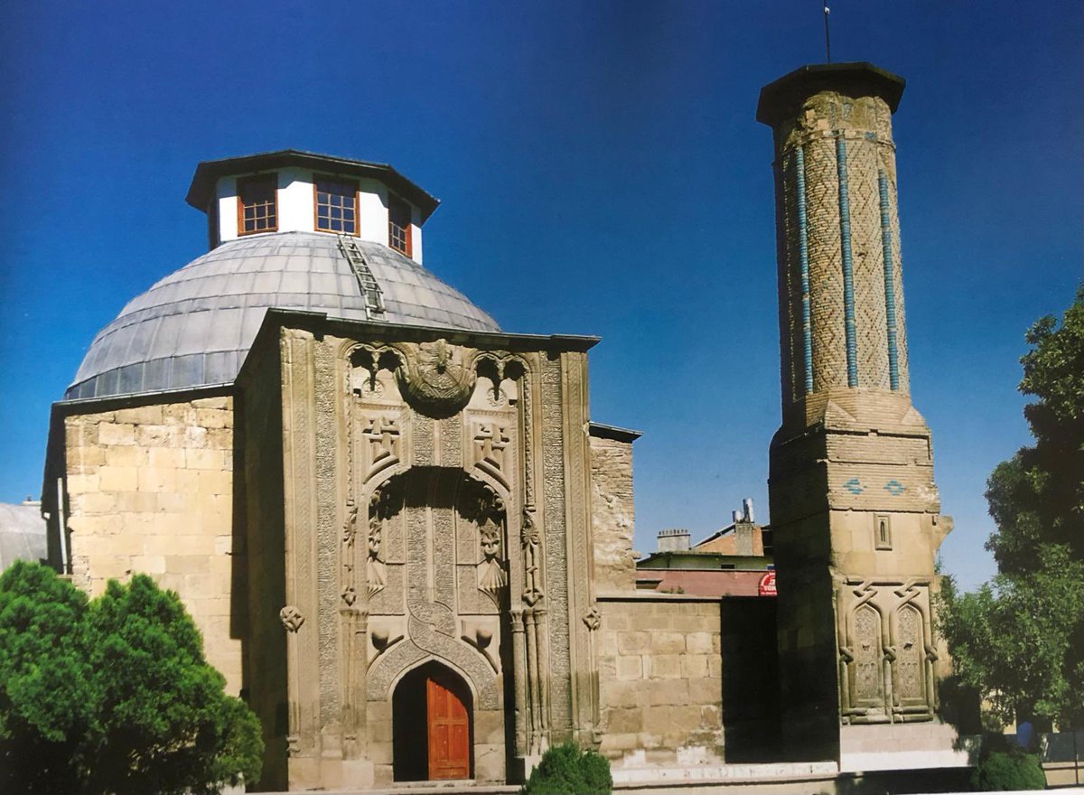 The Konya Ince Minareli Medrese. It was built by the architect Kölük bin Abdullah between 1260–1265 under the orders of Sahip Ata