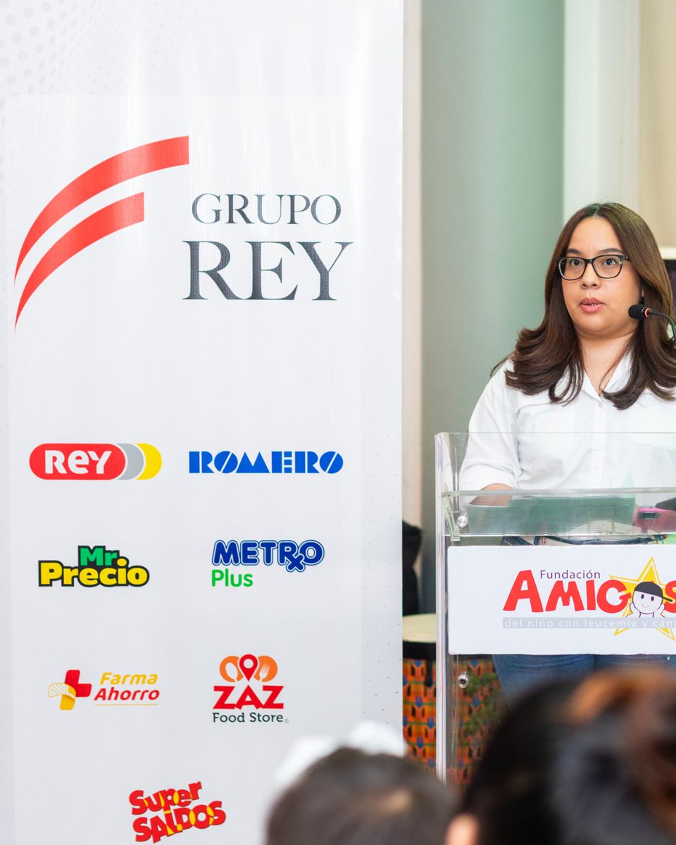 💛✨ Gracias a todos los que hicieron posible esta iniciativa, transformando cada compra en solidaridad. 🙏💙

En alianza con Nivea, entregamos el cheque que respalda los programas de ayuda de @fanlyc para los niños con cáncer en Panamá. 🎗️🌟

#UnidosPorLaEsperanza #Solidaridad