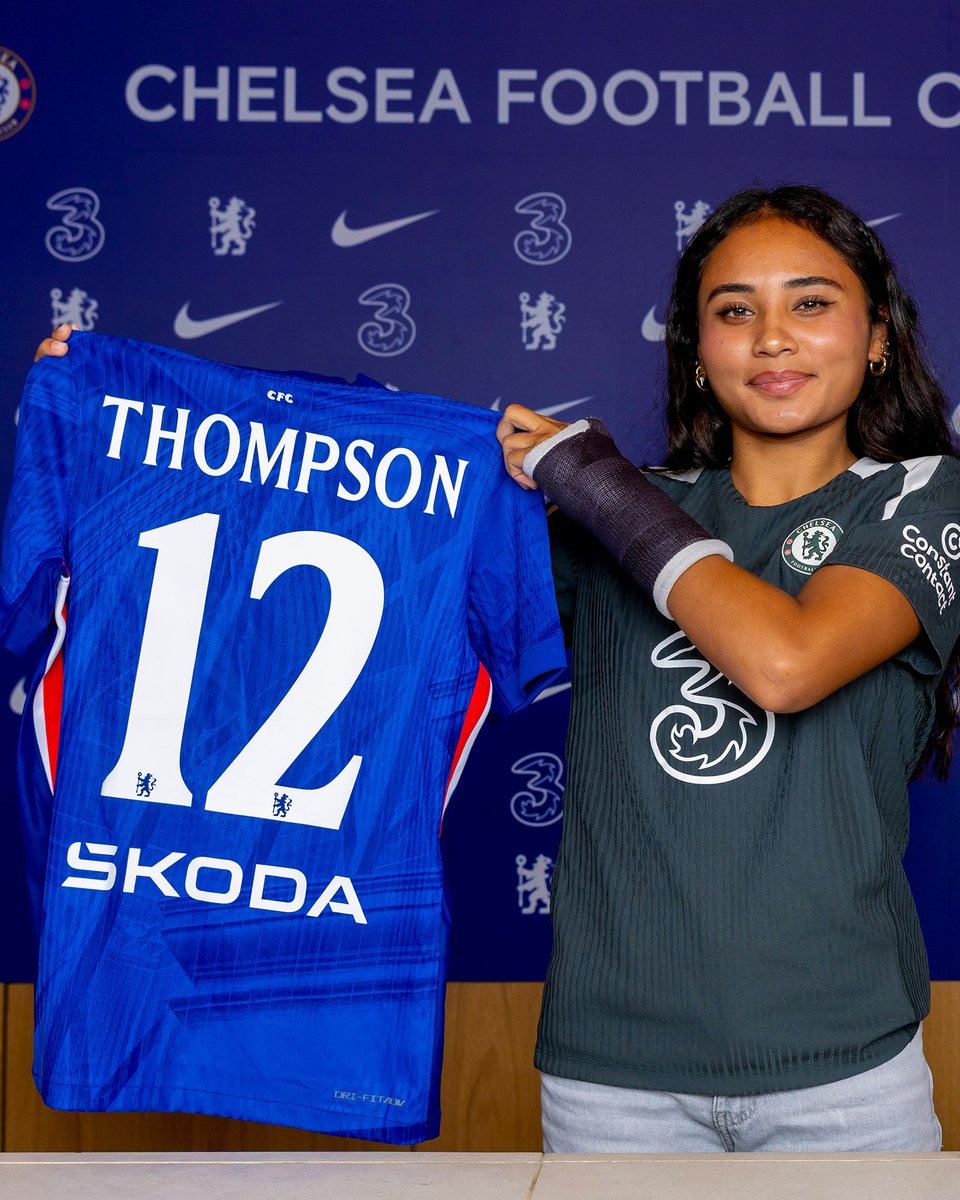 brfootball's tweet photo. First look at USWNT star Alyssa Thompson in Chelsea blue 🔵 https://t.co/19KSnMcBs8