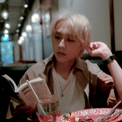 yhinz_'s tweet photo. 🦊
#新しいプロフィール画像 https://t.co/GON8grLyRX