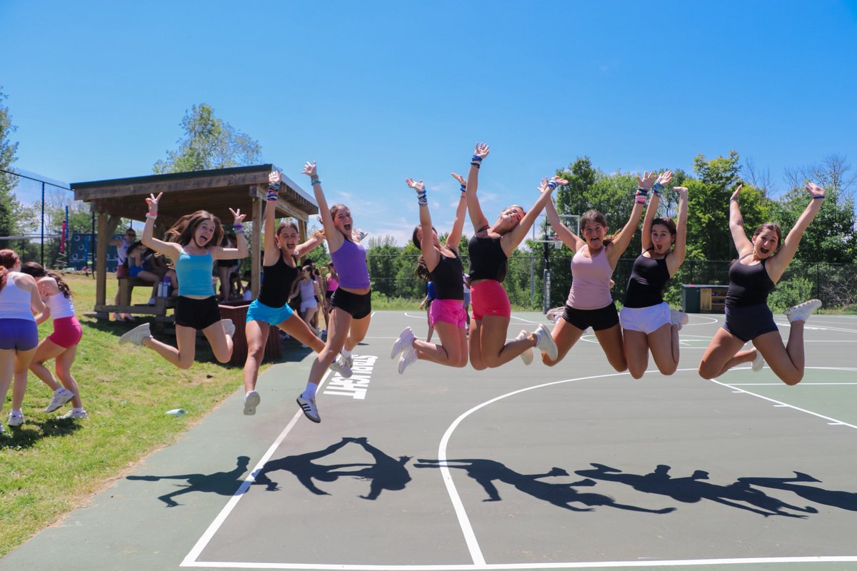 Jumping into the weekend the best way we know how! Happy Friday Starlight family!