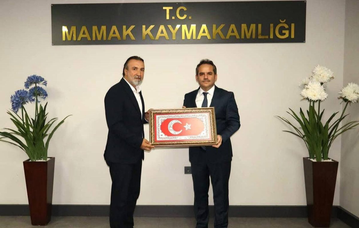 leventkose44's tweet photo. Şube Yönetimimiz,
Mamak İlçe Başkanımızla birlikte Mamak Kaymakamlığına atanan; Mehmet Nebi KAYA’ya hayırli olsun ziyaretinde bulunduk.
Nazik kabulleri hoş sohbeti ve misafirperverlikleri için teşekkür ediyor,  Sayın Kaymakamımıza yeni görevinde başarılar dilerim https://t.co/fcBhTMUvnh