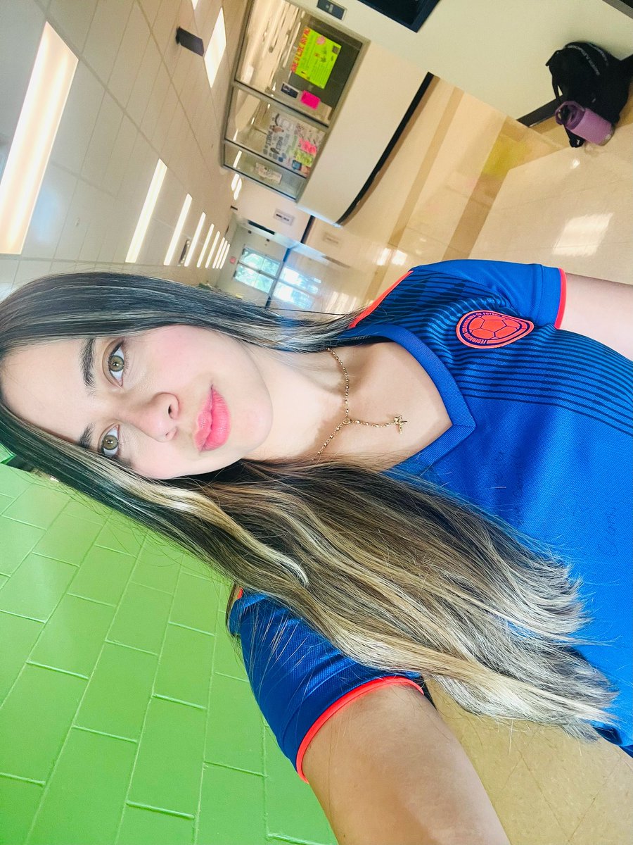 _09DMC's tweet image. Gloriosos días 💙