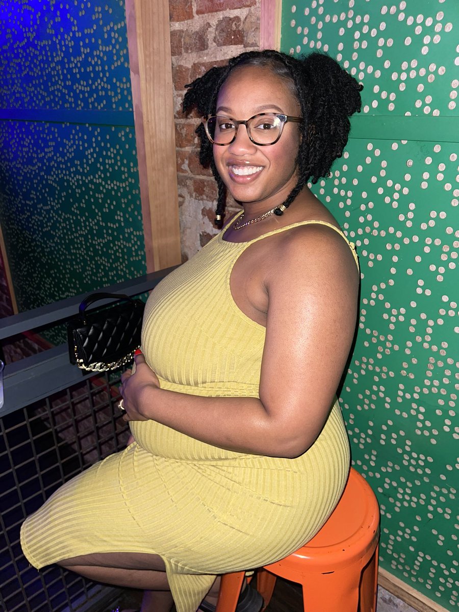 Ke_possible's tweet photo. And I made sure I saw @durandbernarr last night! My baby was gone hear them affirmations 💁🏽‍♀️ https://t.co/FSFjxfF37C