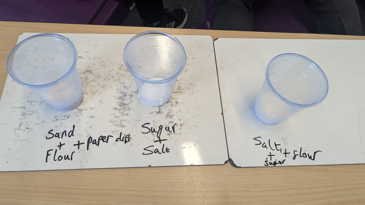 5H are experimenting with making different mixtures in science this afternoon. #curious #aspirational
