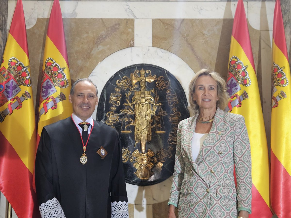 En el acto presidido por Su Majestad el Rey con motivo del inicio del Año Judicial.

Como señaló la Presidenta del <a href="/PoderJudicial/">El Judicial</a>, la abogacía, que con sus argumentos enriquece el debate judicial, seguirá velando por la justicia, por su independencia y por el Estado de derecho.