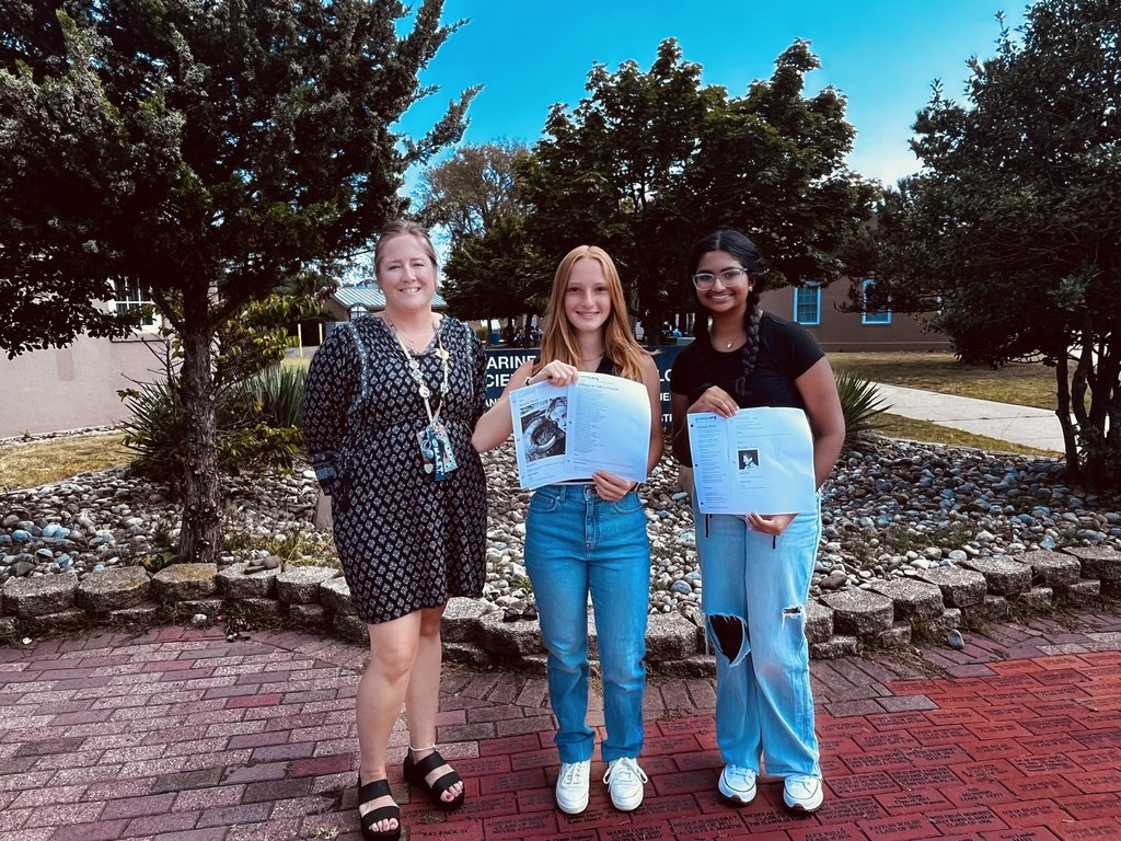 Out of 2138 letters from 11 countries submitted to the "Dear Poet" contest, two MASTies were selected for  publication in the Dear Poet 2025 booklet! Congrats to Kate Patton and  Vanya Anand... and Ms. Wardlow, too!