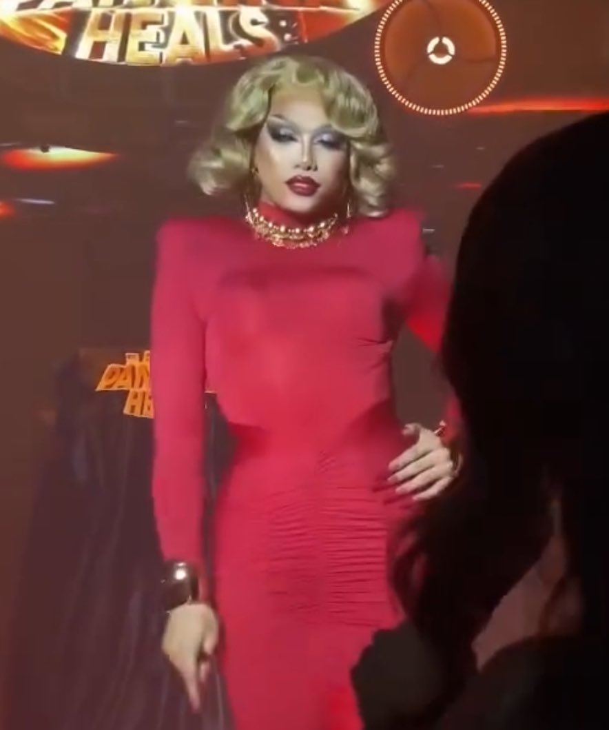 kionasdr's tweet photo. our decision making queen 👑 https://t.co/gxAzkYoHD3