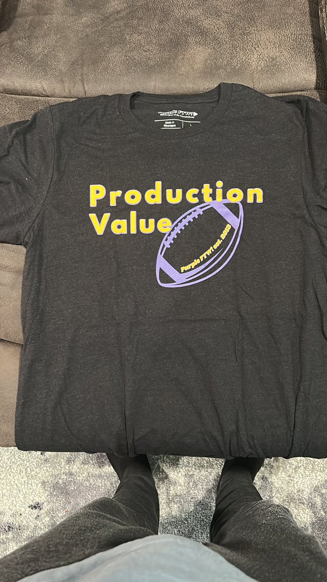 wordiestkey8412's tweet photo. @PurpleForTheWin Just showed up in the mail I am Hyped! SKOL https://t.co/olbxLoFScx