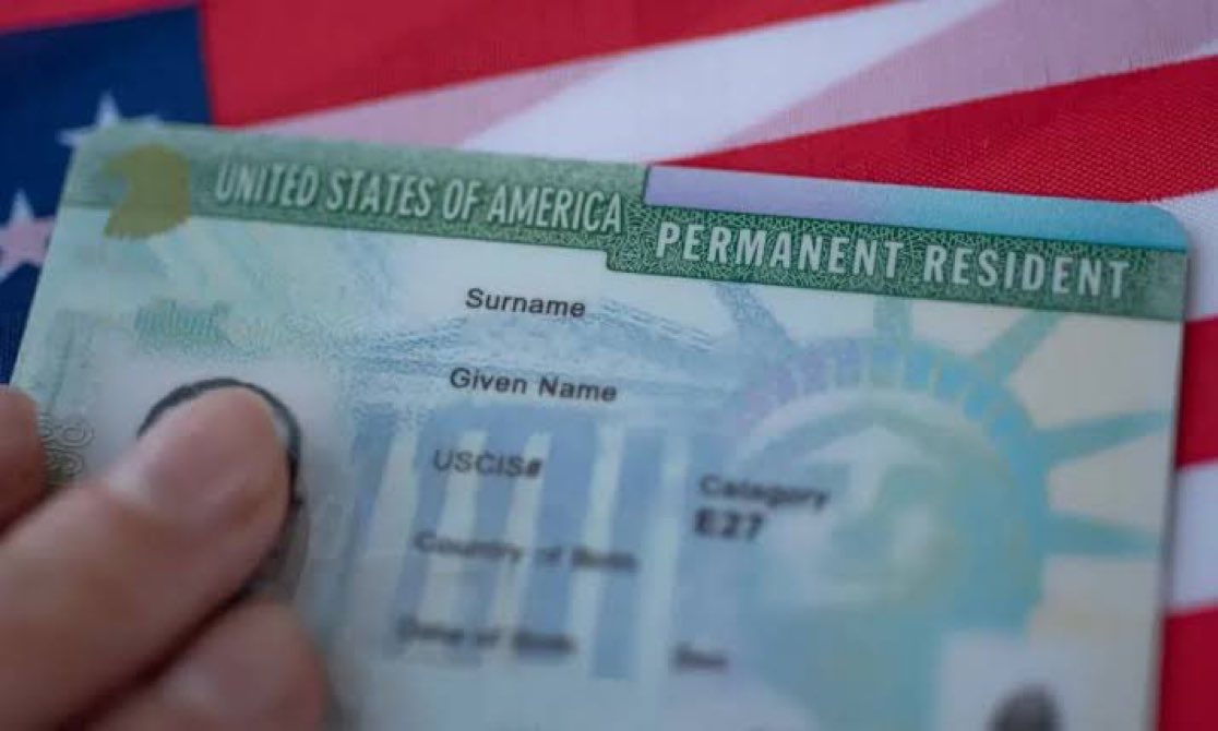 Green Card başvuruları önümüzdeki ay başlıyor. Şimdi daha önce görmediğiniz YEPYENİ bilgilerle geldim. Kimse sizin şansınızı artıramaz sadece yapılması gereken doğrular vardır. Sizlere süreci en başından tekrar anlatacağım. Kaydetmeyi ve faydalanmayı unutmayın.👇🏻