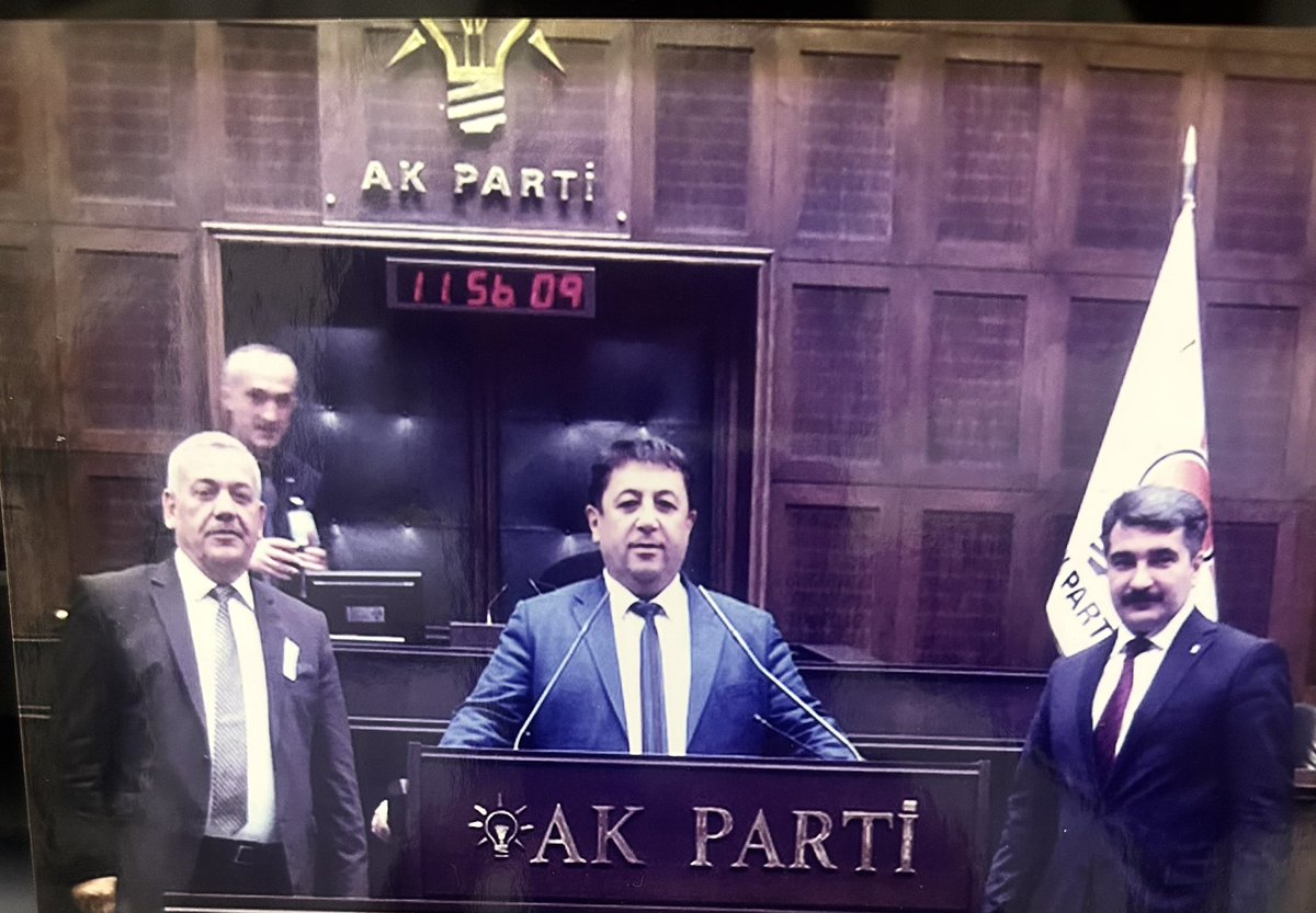 Parti çalışmaları kapsamında AkPartimiz grup toplantılarının yapıldığı salon ziyaretinden bir kare (Arşiv) <a href="/Akparti/">AK Parti</a>