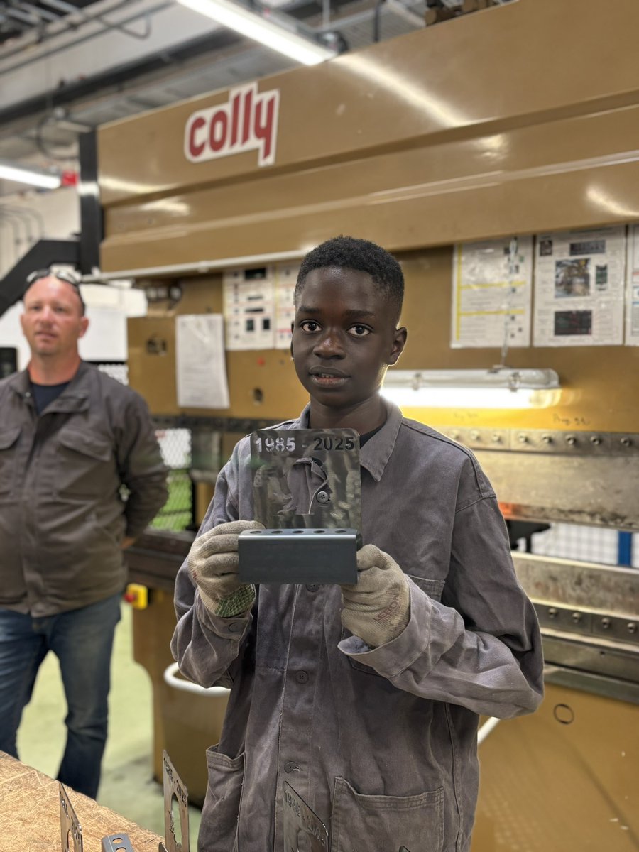 🎂Le baccalauréat professionnel fête ses 40 ans !
À cette occasion, la rectrice <a href="/NathalieAlber15/">Nathalie Albert-Moretti</a> etait aujourd’hui au lycée Luxembourg de #Vesoul pour découvrir projets et innovations portés par l’établissement.
👏Merci aux équipes et aux élèves de faire rayonner la voie pro