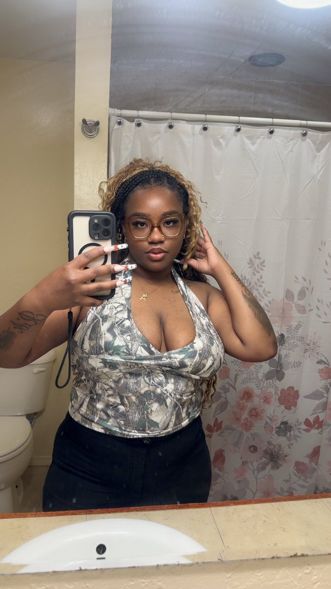 LoyaltyWinbush's tweet photo. August Dump❤️‍🔥 #latepost #birthdaymonth 🥳♌️ https://t.co/Qr3r4ps5Y0