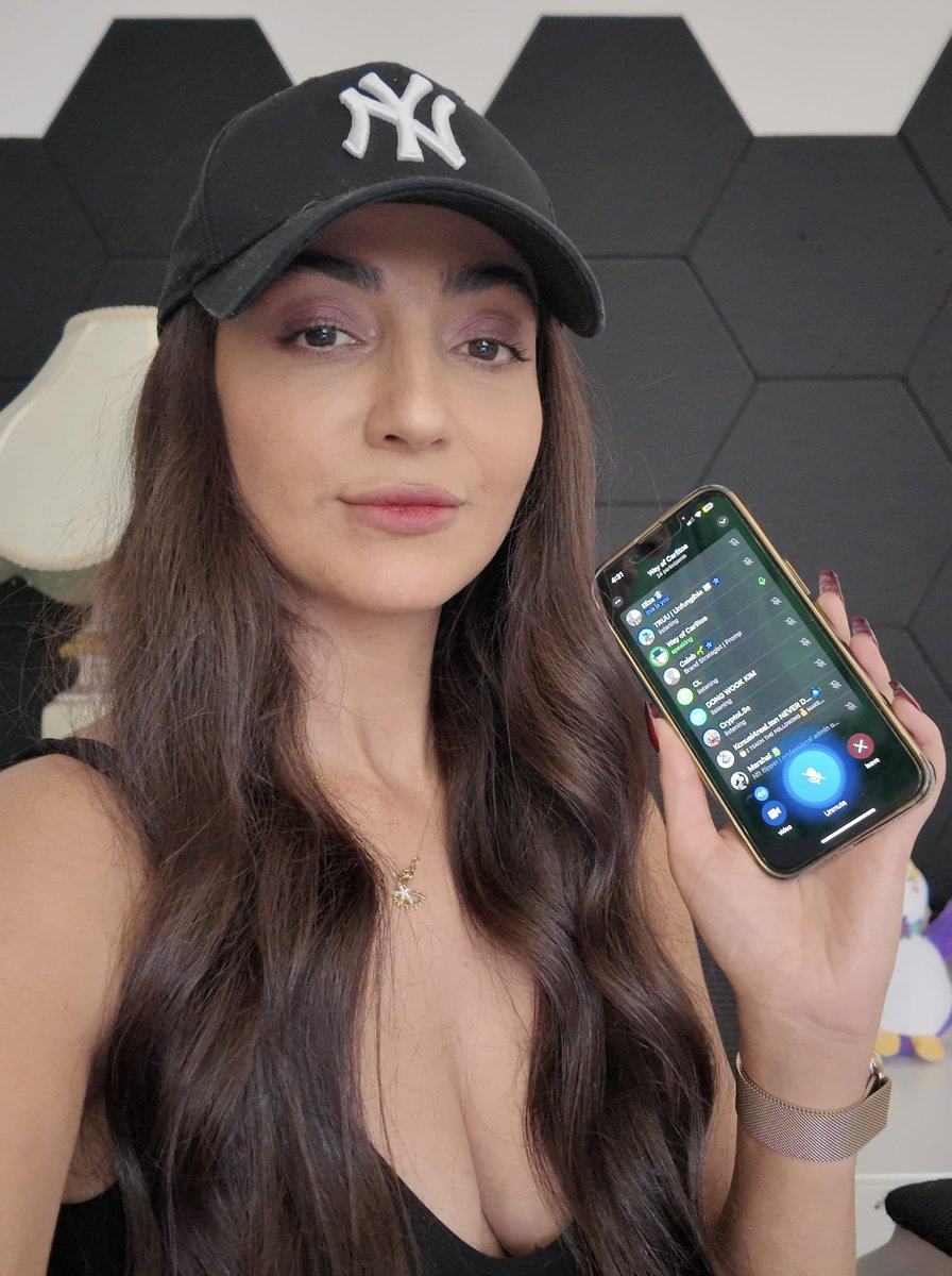 Breaking: You just missed a real convo of our “Content Series” on TG 💔

Rule #1: always surround yourself with people that inspire you the most 🫴🏼💎