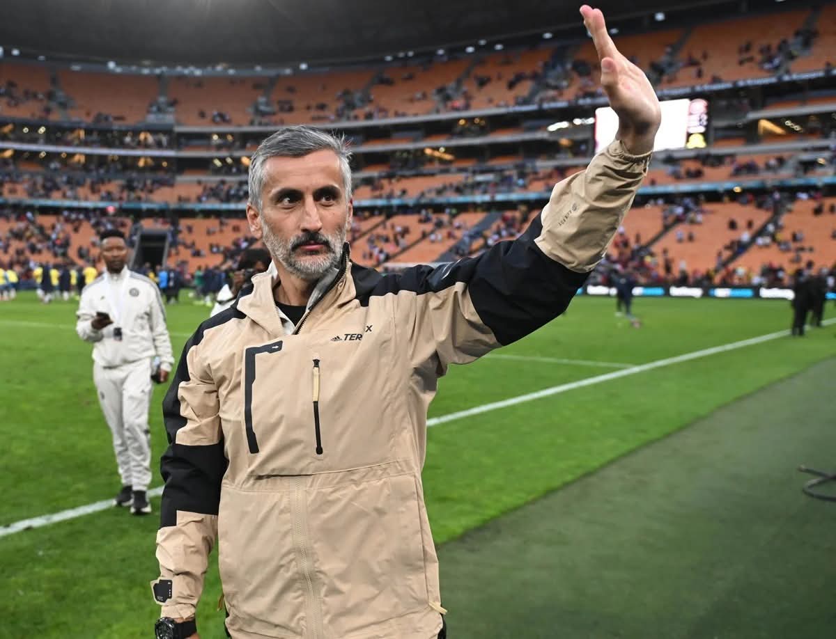 God Bless Jose Reveiro for giving us Mohau Nkota!!! 

#BafanaPride 
#BafanaBafana
#cafwclq