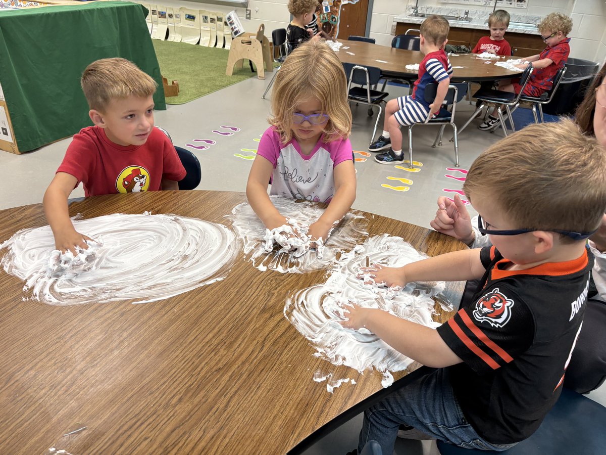 Megan Hoover tweet media