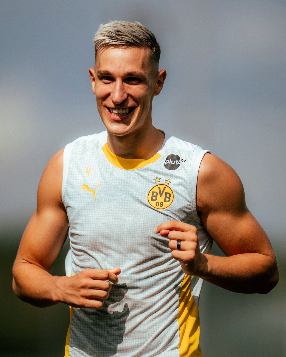 BVB's tweet photo. Tag für Tag 😊 https://t.co/XDz04mKqTW