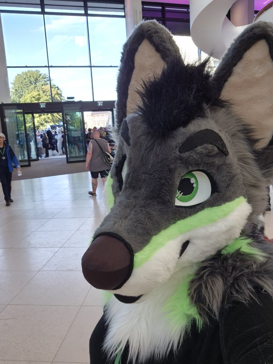 Walking around the CCH. Come say hi :3 👀. #Eurofurence29