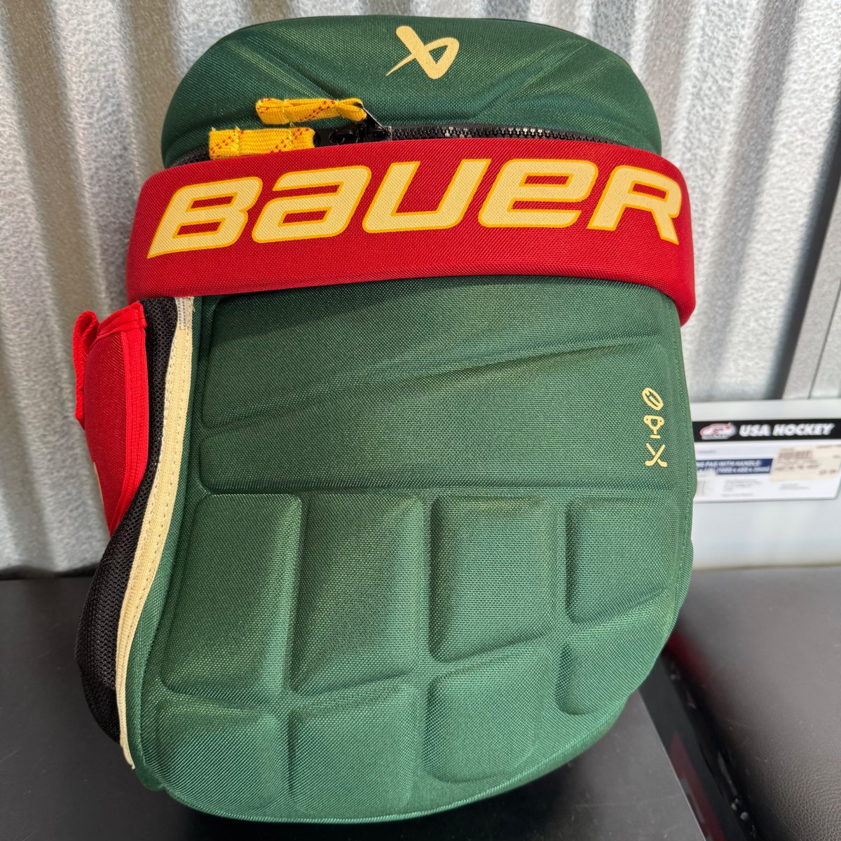 PIASKato's tweet image. New youth backpack from our friends over at #bauerhockey. This year&apos;s colors let everyone know you support our favorite pro team, located about 70 miles NE of here. Stop in this weekend to check them out. Mention this post and Steve might tell you the joke of the day! #piaskato