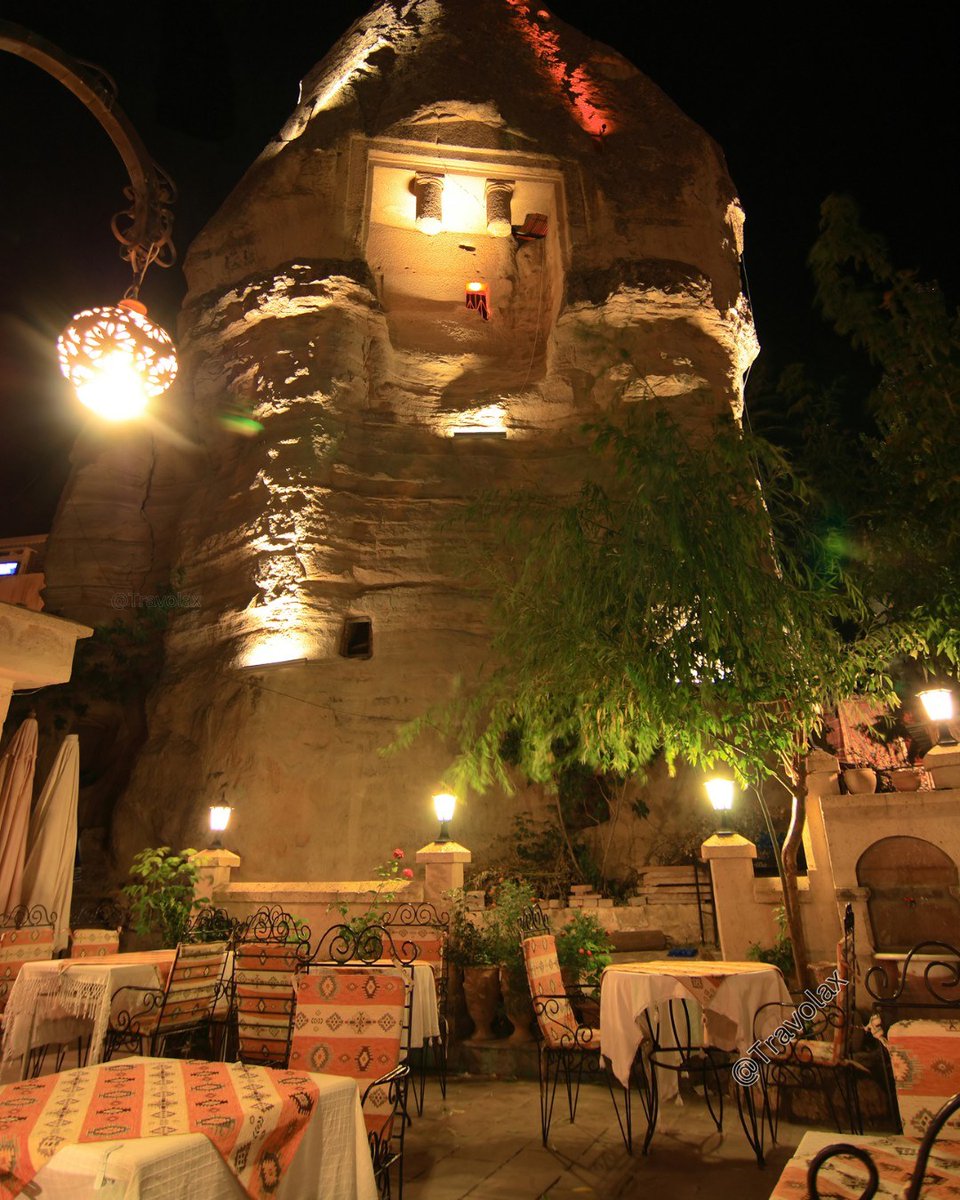 Unique Dining at Göreme National Park, Türkiye 🍴