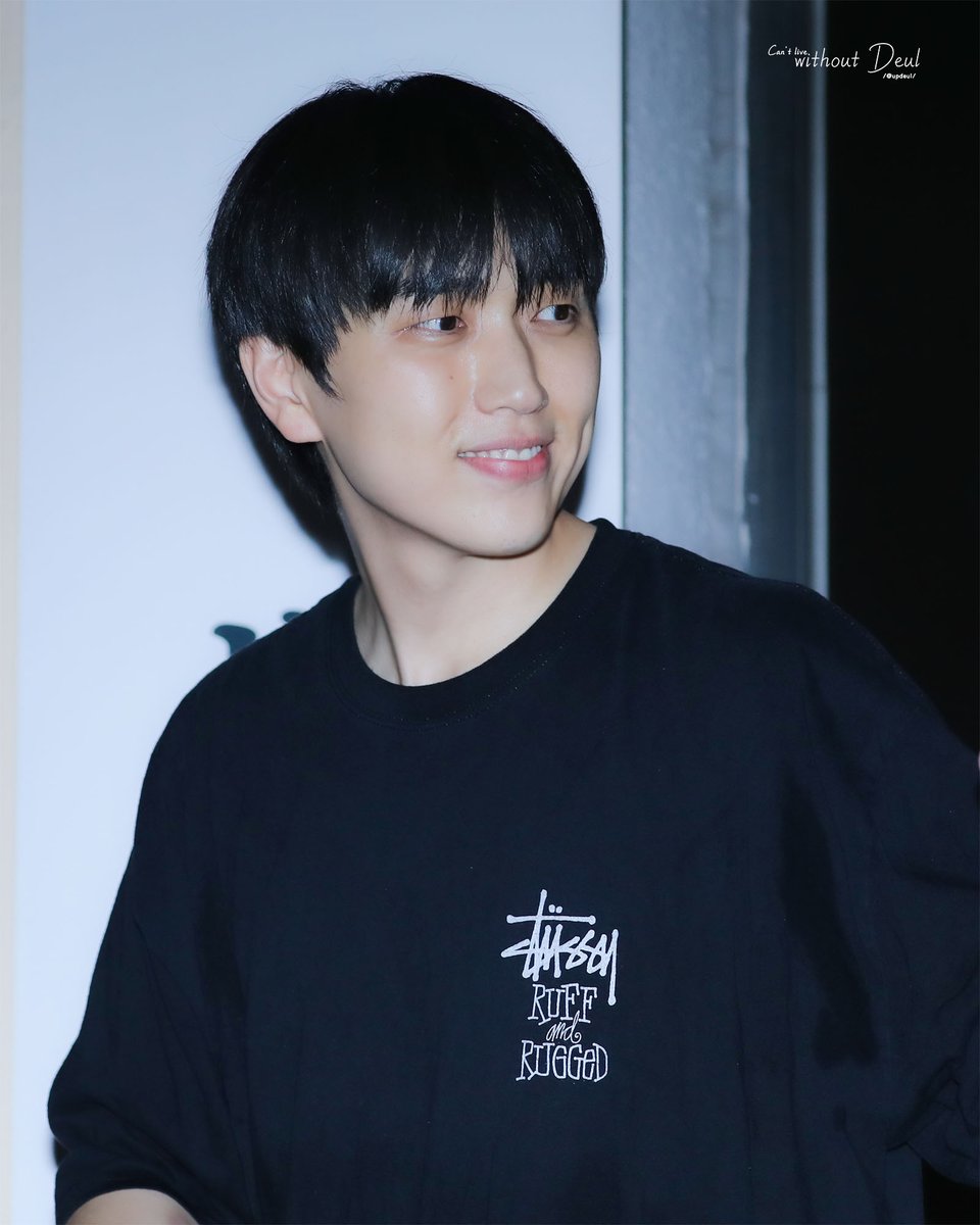 250905 뮤지컬 낙원 퇴근

반쪽이 되어버린 산들이 🐣💔🥹

#B1A4 #산들 #삼돌 #SANDEUL