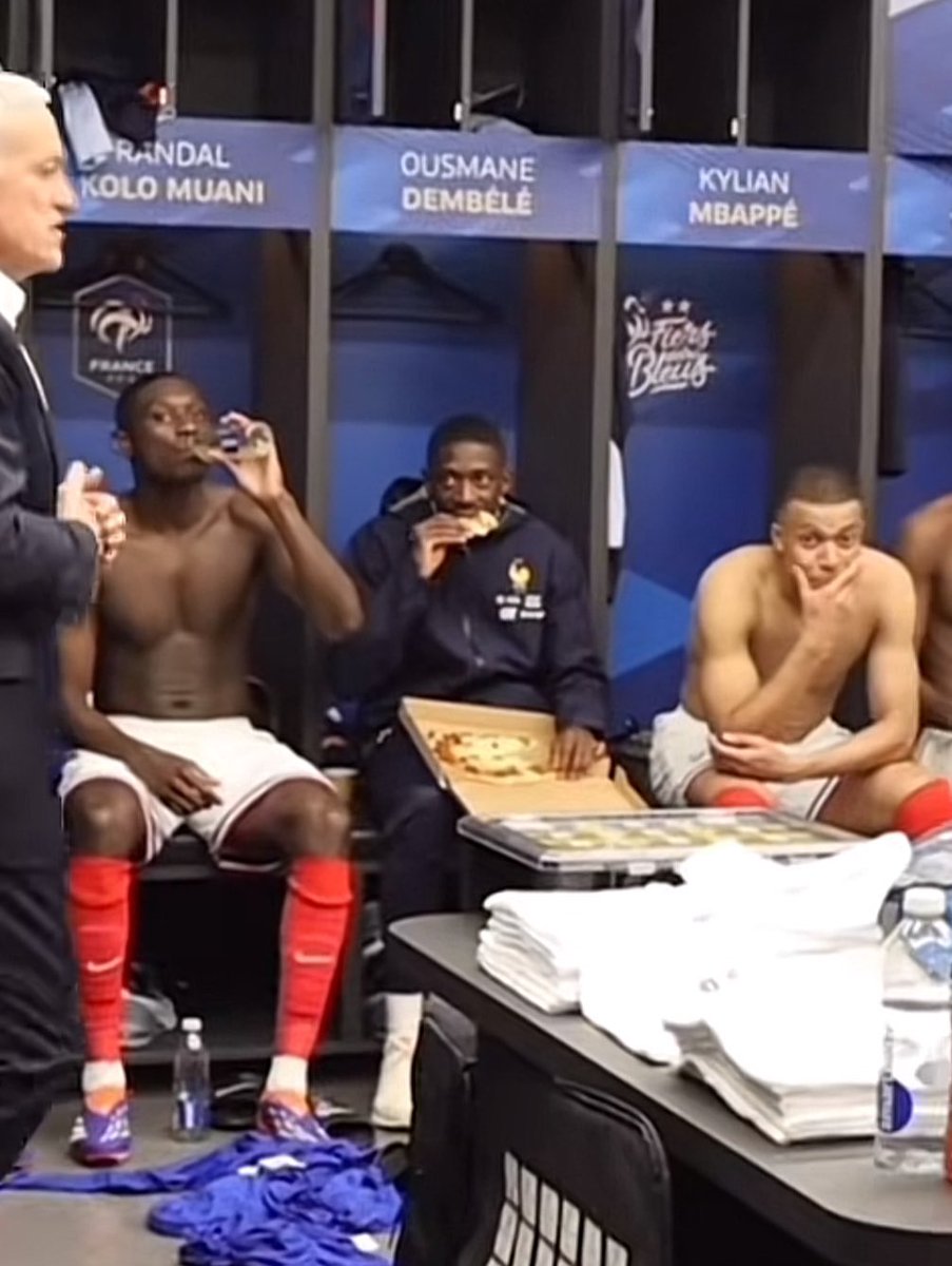 lwsderetour_'s tweet image. Dîtes vous sur l'image y'en a qu'un seul qui a gagner la LDC