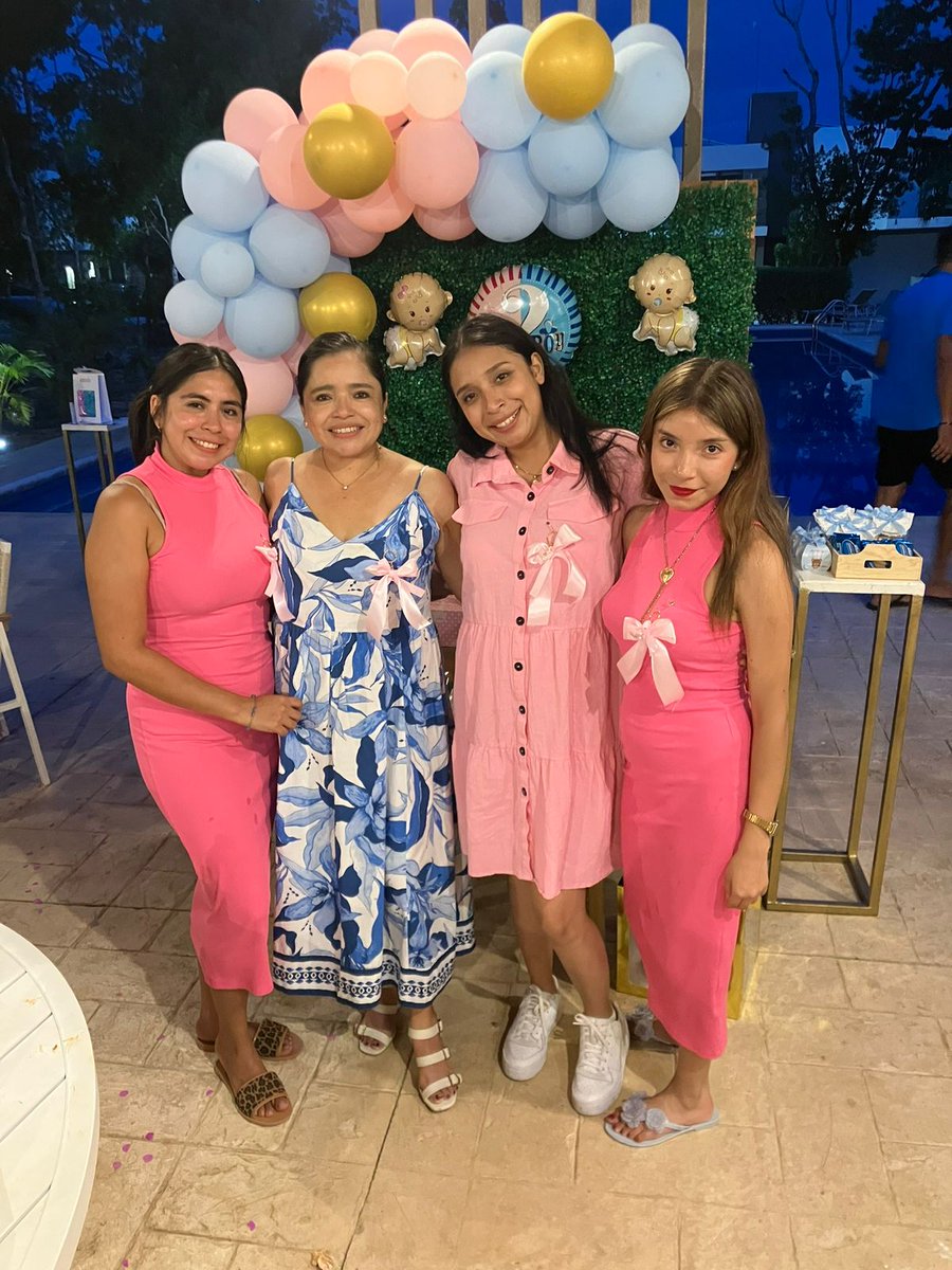 Fernanda_Pereez's tweet photo. Una niña más en el clan ♥️🍼 https://t.co/hjULSgWAl0