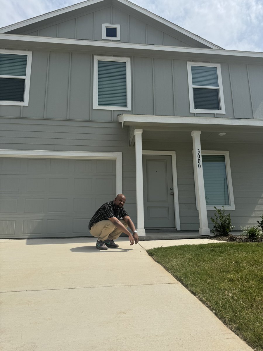 mavericksdigest's tweet image. I don’t have a college degree. I don’t have an inheritance. No one in my family is famous nor do they have connections. I was a dirt poor kid from Louisiana who only knew one thing: hard work. And with that hard work, coupled with the grace of God, I’m officially a homeowner. I…