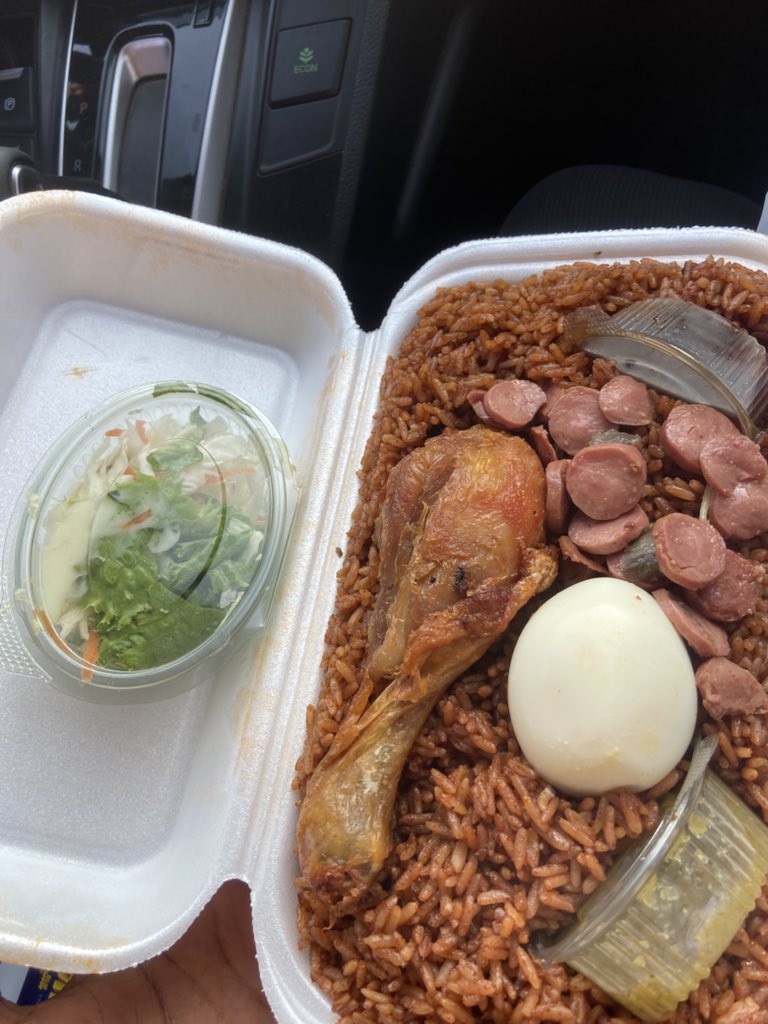 ObooSarpi's tweet image. My Hot Chicken err. God go bless the owner and his/her staff. Good food and very affordable price for anyone. They package it well. That food has saved my life countless times. im even afraid many people will come to know and then the price will increase. #myhotchicken #spintex