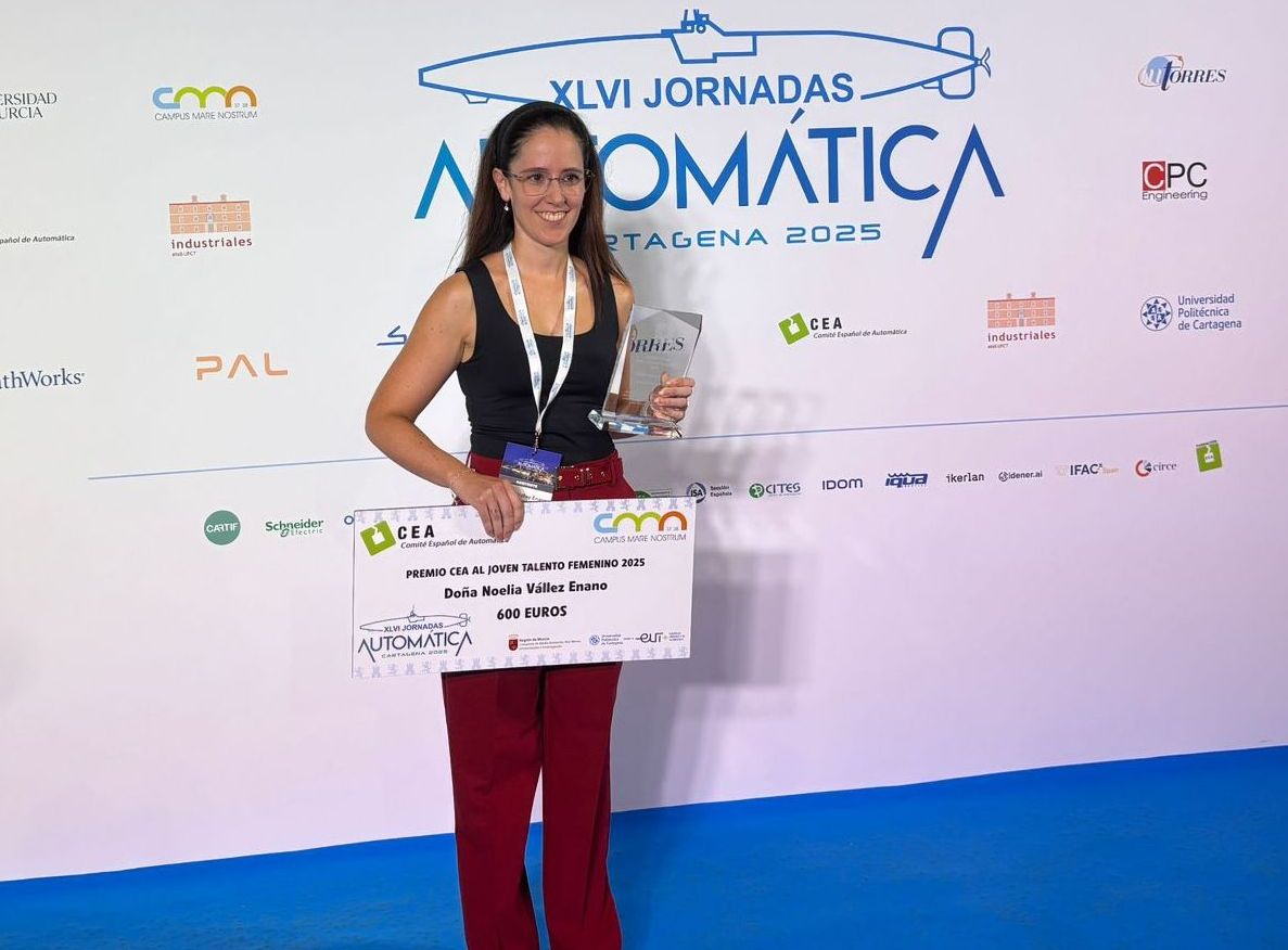 La investigadora Noelia Vállez recibe el Premio al Joven Talento Femenino en las Jornadas de Automática 2025 👩‍🔬🏆

¡¡¡Felicitamos a nuestra compañera por este merecido reconocimiento!!!

<a href="/uclm_es/">Universidad de Castilla-La Mancha</a> #ETSIICR #Automática2025 #UCLM #TalentoFemenino