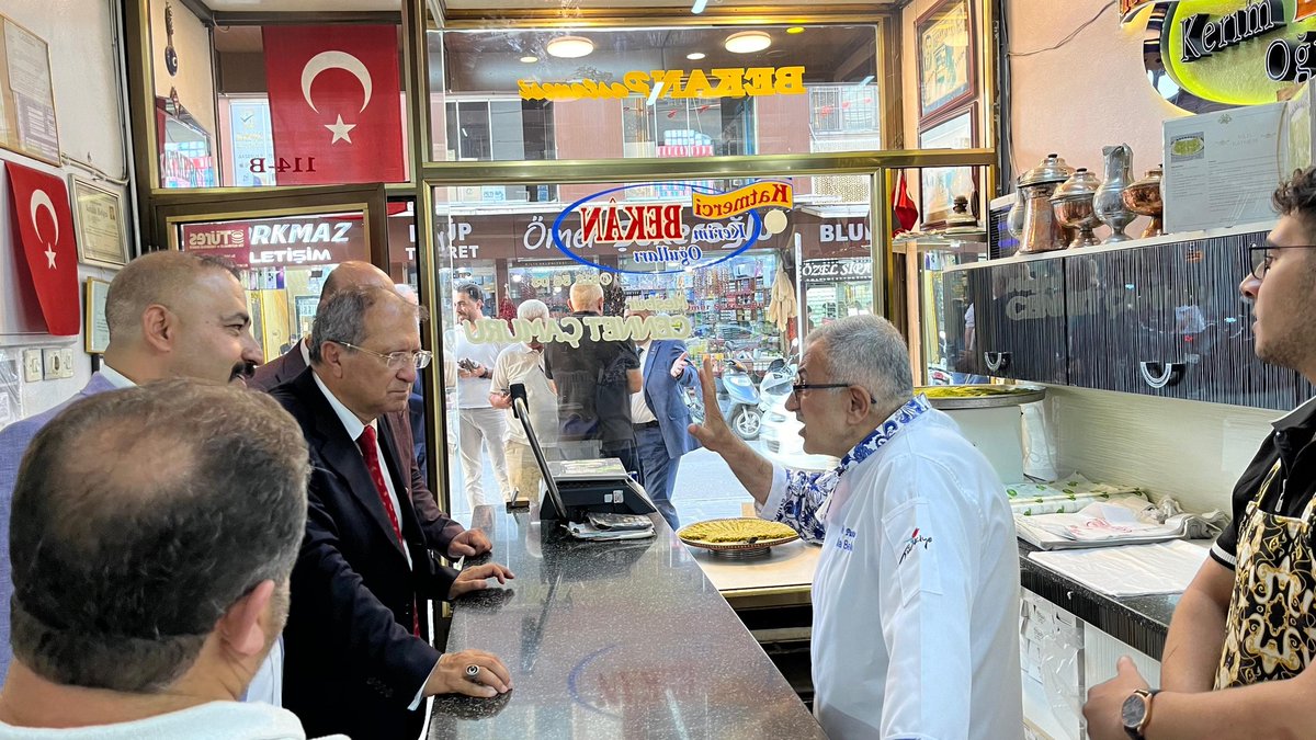 Zafer Partisi Kilis İl Teşkilatımızı ziyaret ettik. Yönetim Kurulu üyelerimizle degerlendirmeler yaptık. Hep birlikte esnaf ziyaretlerimizi gerceklestirdik.