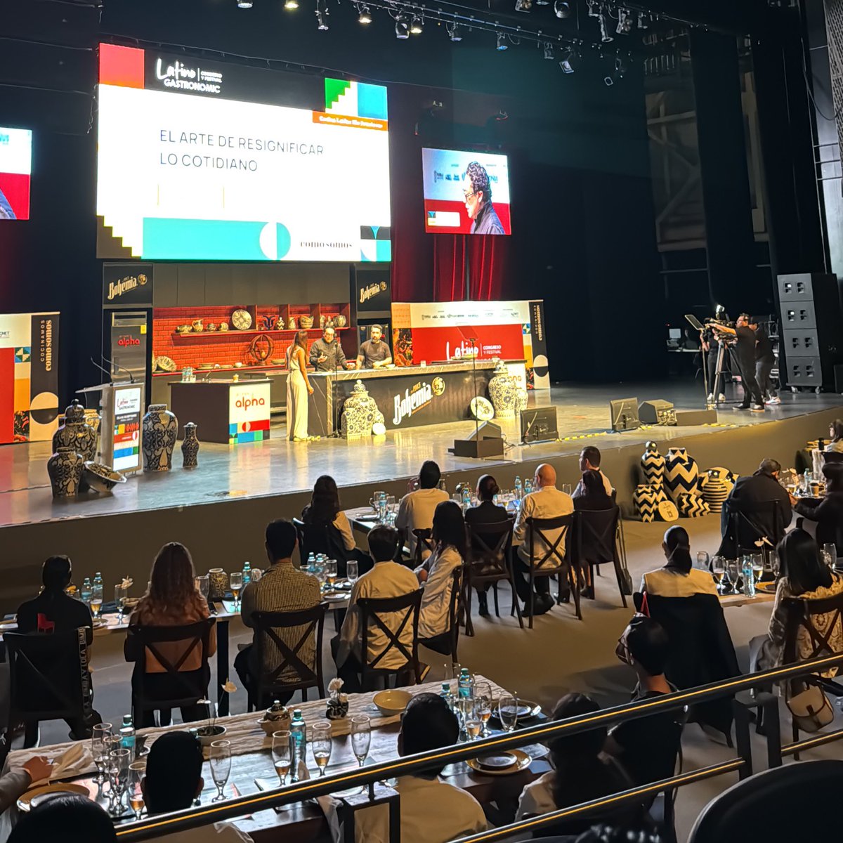 Presente en el Latino Gastronomic congreso y festival 🍽️🍾 
Excelente iniciativa de hacer un evento del sector de gastronómico en la ciudad de Puebla, la cual es una capital culinaria, esperemos sea la primera de muchas ediciones 👏🏼🇲🇽