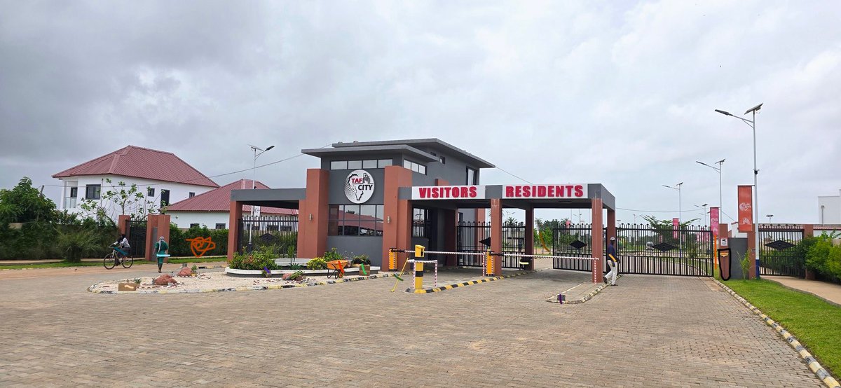 Q1: Taf City in gunjur 
Q2:Taf Africa Global 🙈
Q3: 14 differences marked and listed below ❤️

#tafafricaglobal 😘
So help me God