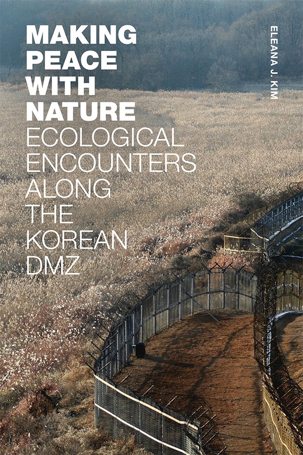 JDevStudies's tweet image. 📚 New book review in #JDevstudies!

Roland Bleiker [@rbleiker] reviews Making Peace with Nature by Eleana J. Kim, a powerful account of how biodiversity and war shape life in the Korean DMZ

Read more👉: doi.org/10.1080/002203…
 #BookReview @DukePress