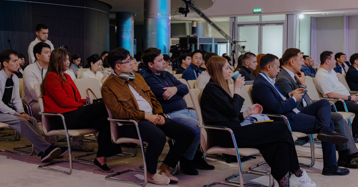 SuperteamKZ's tweet image. Sept 3 brought together builders and visionaries pushing the boundaries of Web3 in Central Asia.
🔥 Inspiring talks
🤝 Powerful networking
💡 Game-changing ideas

📸 Relive the moments: share.kz/gq9b
🚀 The energy is real - and it’s only growing stronger.