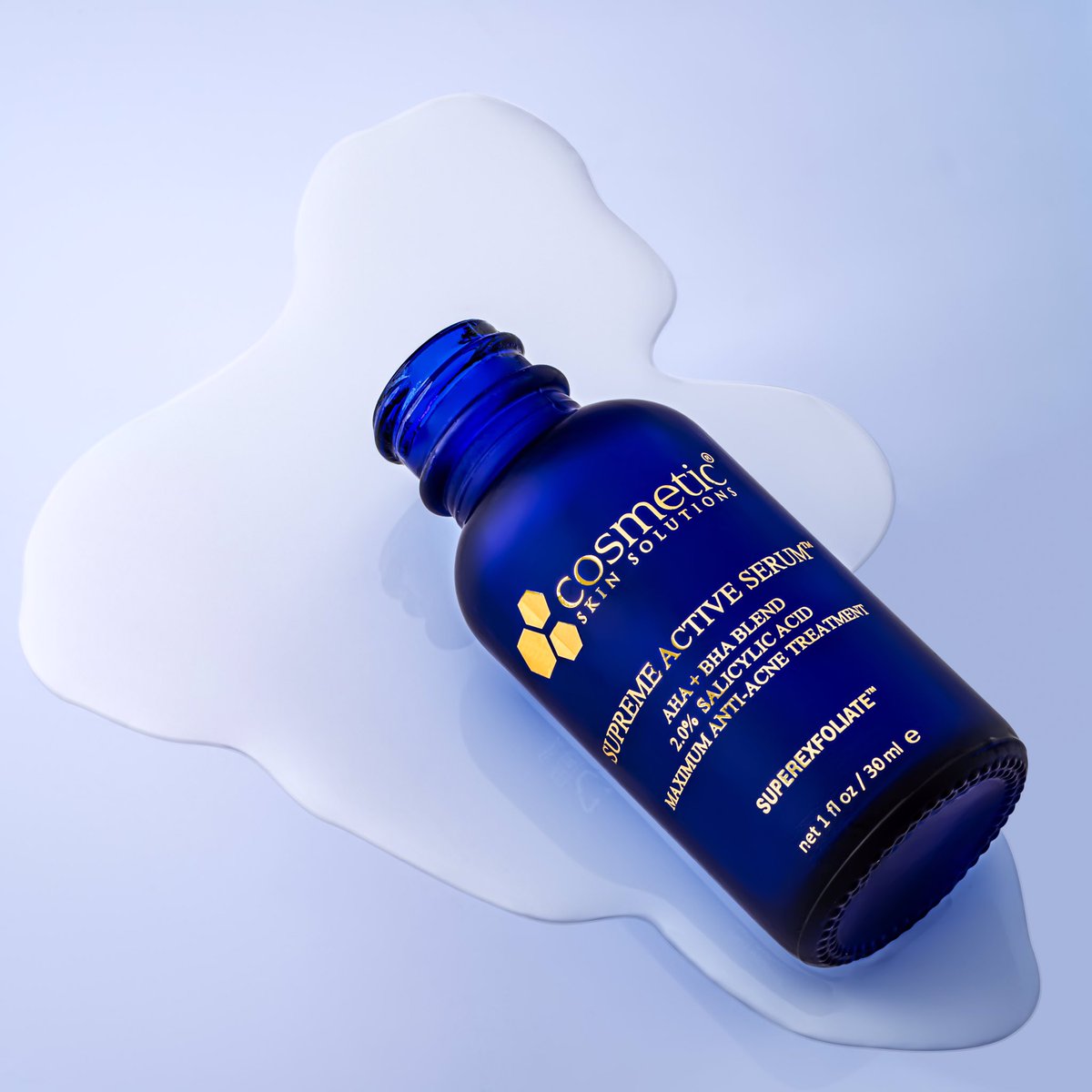 CSS_ScienceLab's tweet image. Supreme Active Serum 

Powered by 2.0% Salicylic Acid + includes an AHA/BHA blend.
 – Clears pores &amp;amp; prevents breakouts💧
 – Smooths + refines texture 
 – Brightens tone &amp;amp; fades dark spots ☀️
 – Calms bumps + redness 

Clarity and glow in every drop 🌟

#CosmeticSkinSolutions