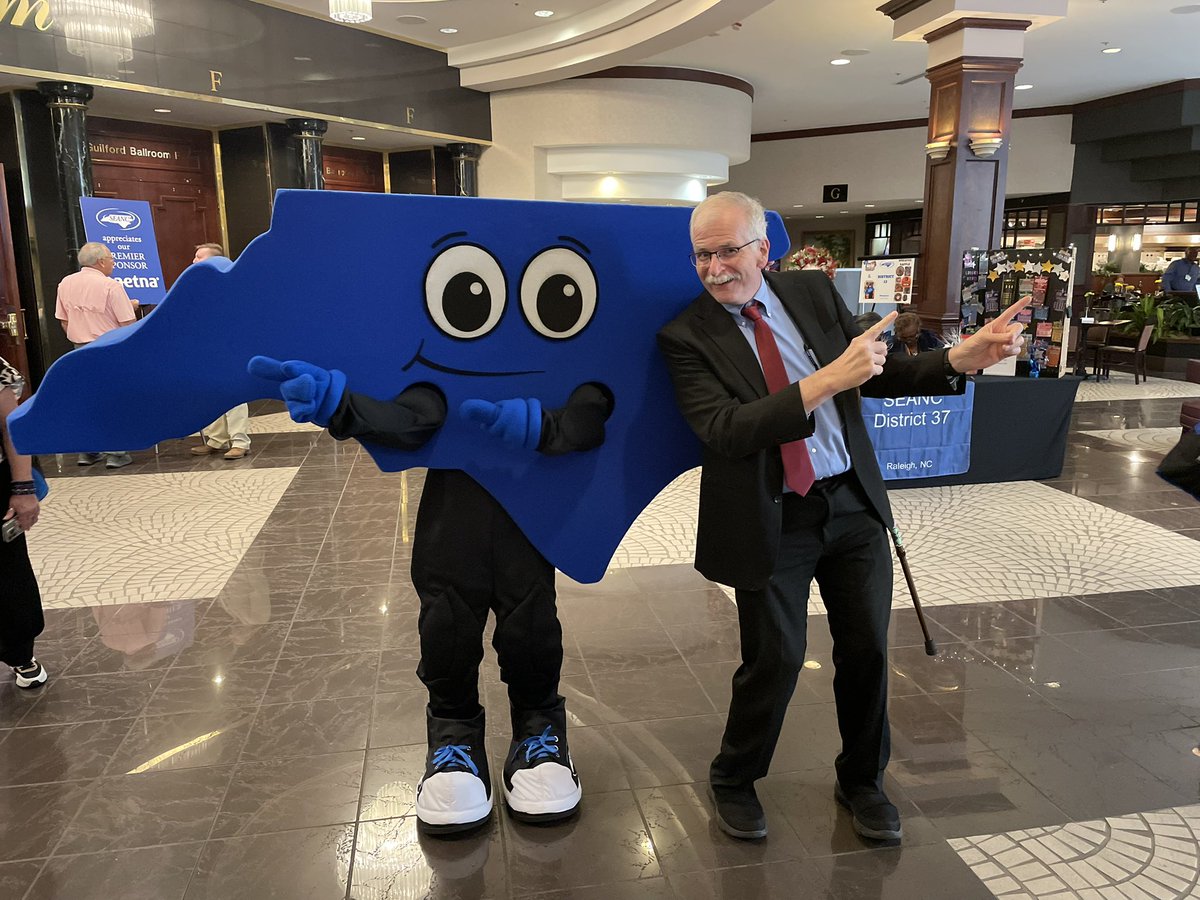 Sam_Watts's tweet image. From West to East, SEANC takes care of state employees!  Honored to speak at their convention this afternoon.