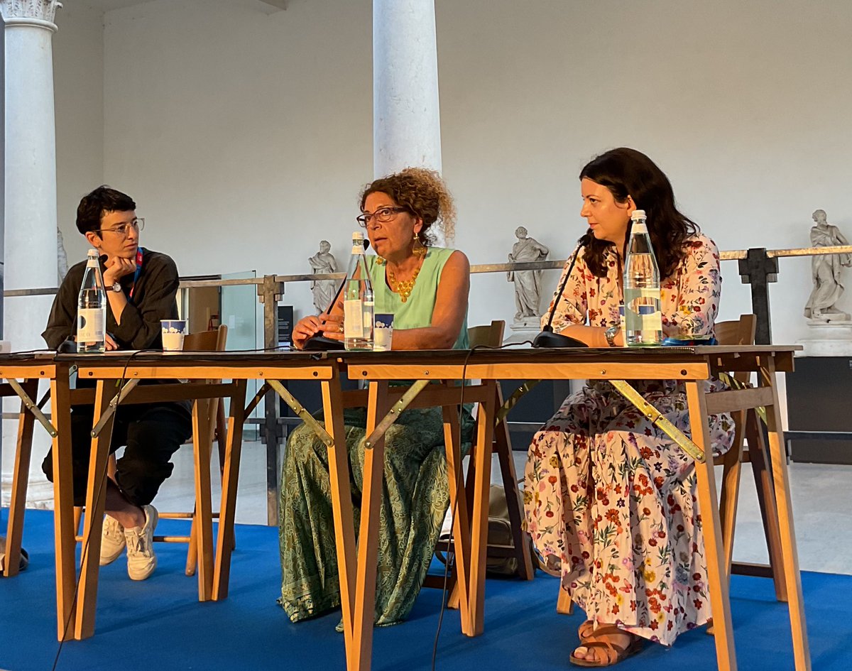 Einaudieditore's tweet image. «Diana Karenne è stata come un meteorite nella mia vita».
Melania Mazzucco presenta il suo romanzo SILENZIO, insieme a Eloisa Morra e Giorgia Tolfo. #festlet