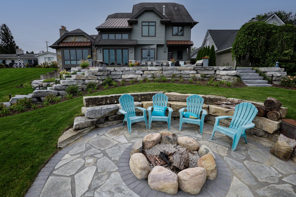 toddsservices's tweet photo. One of our Hamburg crews just wrapped up this stunning lakeside oasis! Our crew brought the vision to life with expert landscaping, thoughtful details, and a whole lot of passion. 

#ToddsServices #MILandscape  @KubotaUS @UnilockLife @SiteOneSupply @HIGH_FORMAT https://t.co/AQDdtMS4LQ