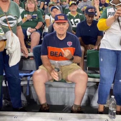 JohnyStamp's tweet photo. #NewProfilePic football is back baby https://t.co/8dNnfZdfiu