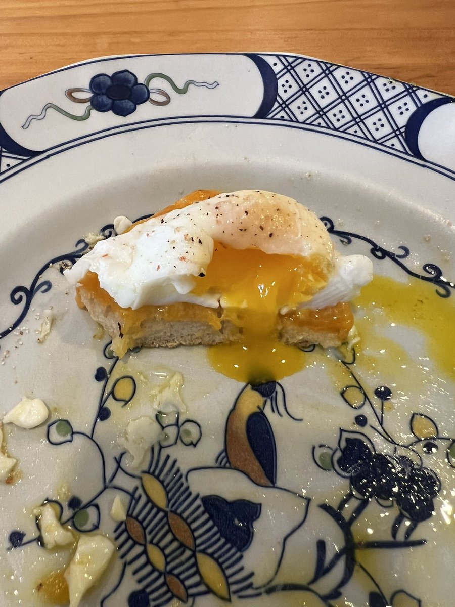 Moment of silence this morning to commemorate yesterday’s Poachman victims. An unfortunate reminder that even in this day and age no yolk is safe.