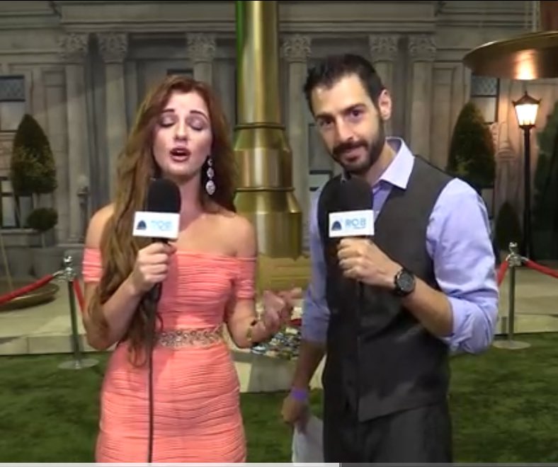 RobHasApodcast's tweet image. choose your fighter