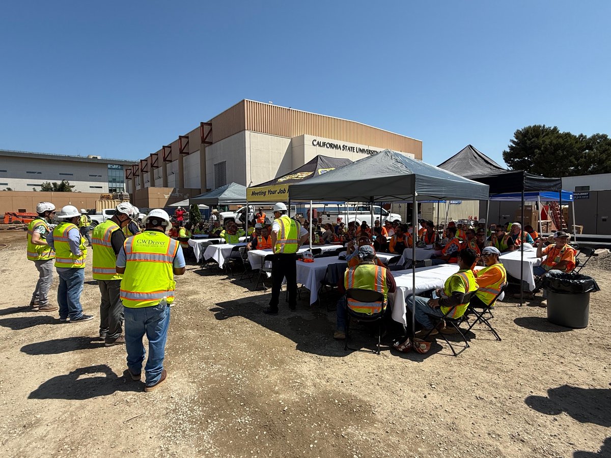 CWDriverCos's tweet image. We celebrated the steel topping out of the CSU Dominguez Hills Student Health, Wellness &amp;amp; Recreation Center with a subcontractor appreciation lunch and raffle prizes. Thank you to our crews and partners for making this milestone possible. #CWDriverCos