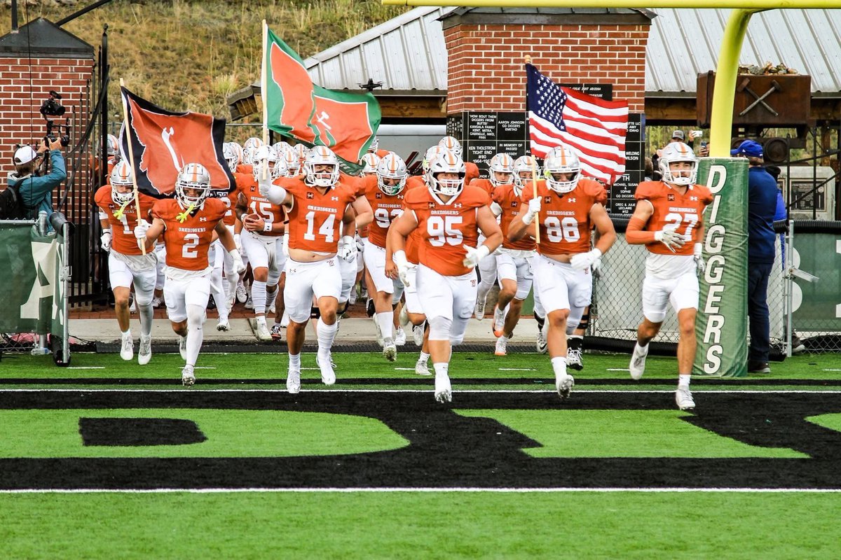 Thank you for the love this week!!
<a href="/CoachKyleSamson/">Kyle Samson</a> <a href="/CoachAndersonMT/">Khalin Anderson</a> 
<a href="/MonTechFootball/">Montana Tech Football</a>