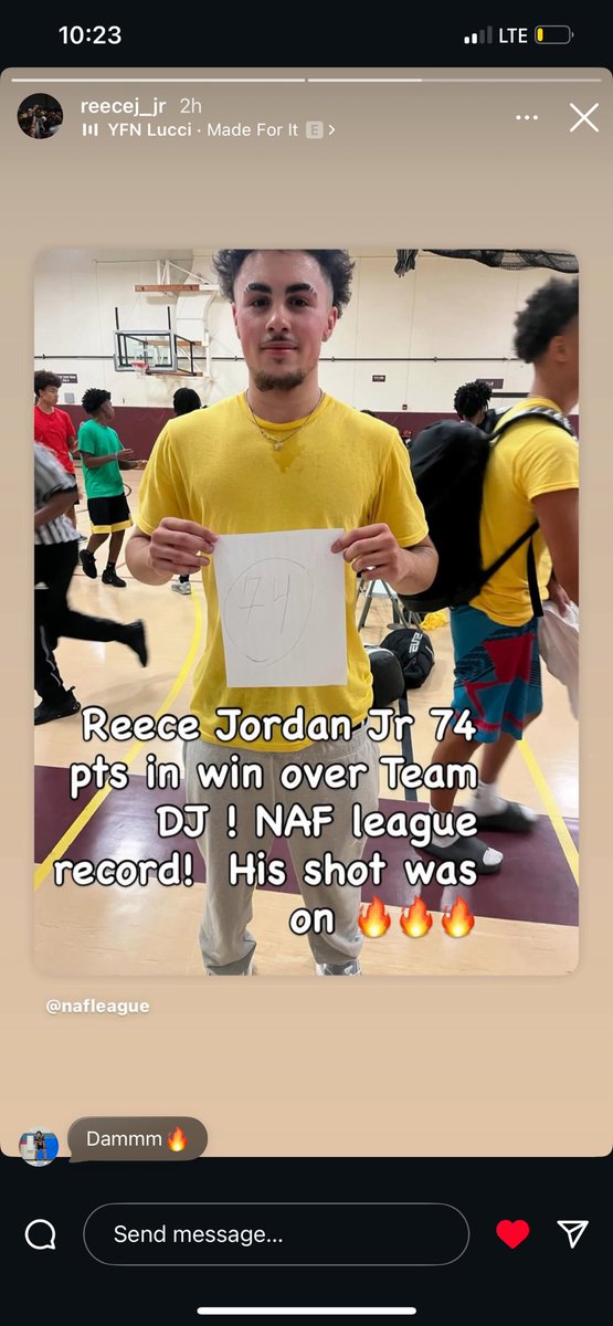 ReeceJordan3's tweet photo. Everything was falling 🔥💪🏾- rim was the size of the ocean 👀 74pts https://t.co/JkvfJyeLIS