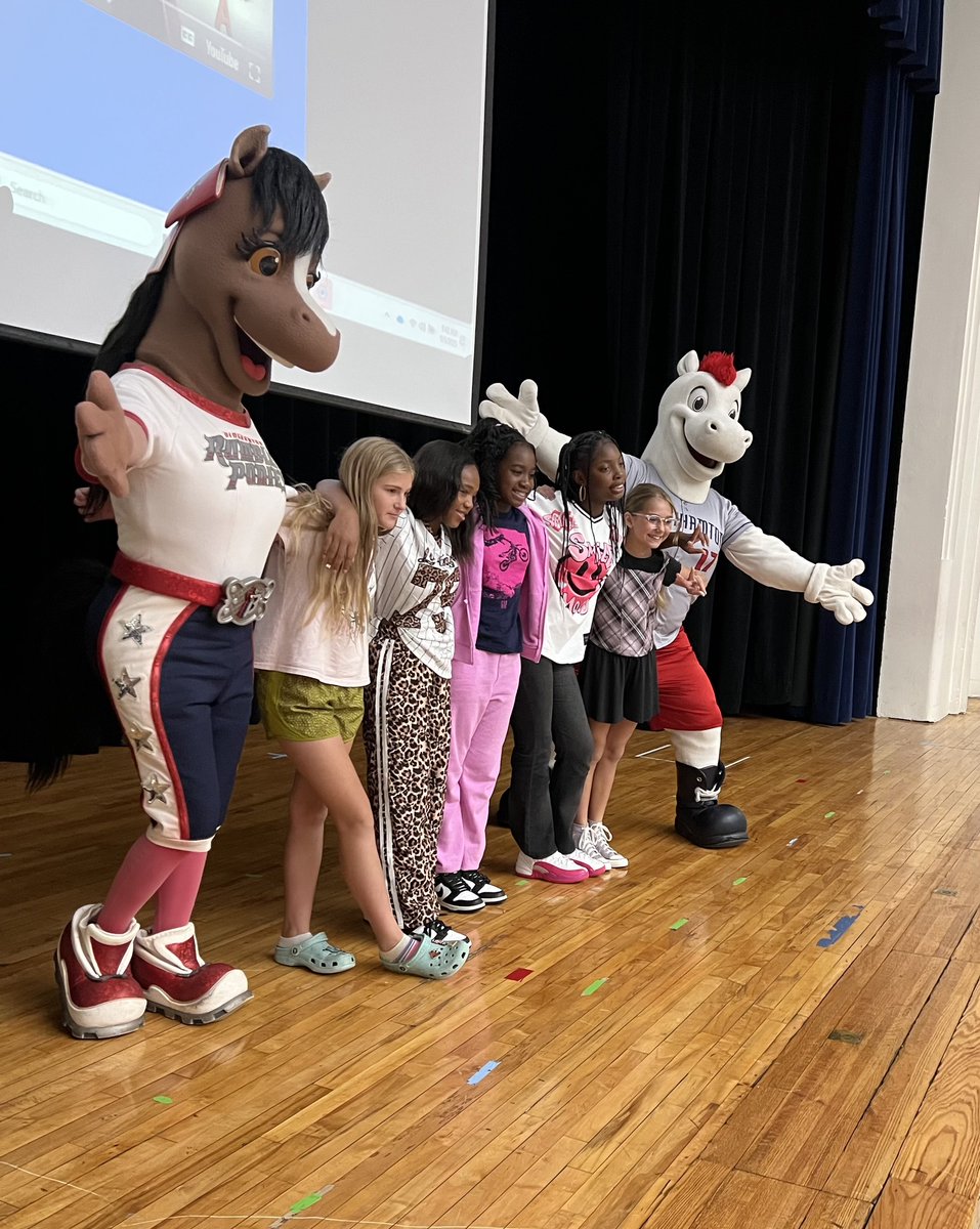 Ruby the Pony tweet media