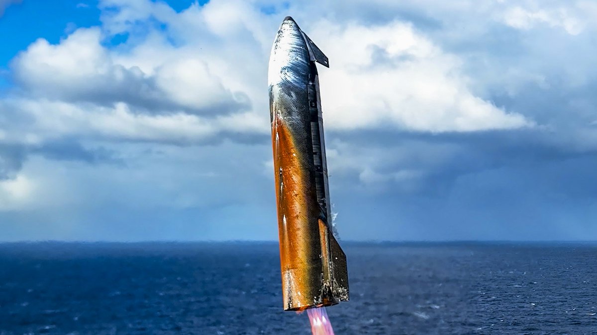 The Ringwatchers (@ringwatchers) on Twitter photo As the tenth flight test of Starship came to an end with Ship 37 descending into the Indian Ocean, live external views left us all dumbfounded. Not only because it was this the first upgraded Version 2 Starship upper stage to reach its planned splashdown site, but also the first As the tenth flight test of Starship came to an end with Ship 37 descending into the Indian Ocean, live external views left us all dumbfounded. Not only because it was this the first upgraded Version 2 Starship upper stage to reach its planned splashdown site, but also the first