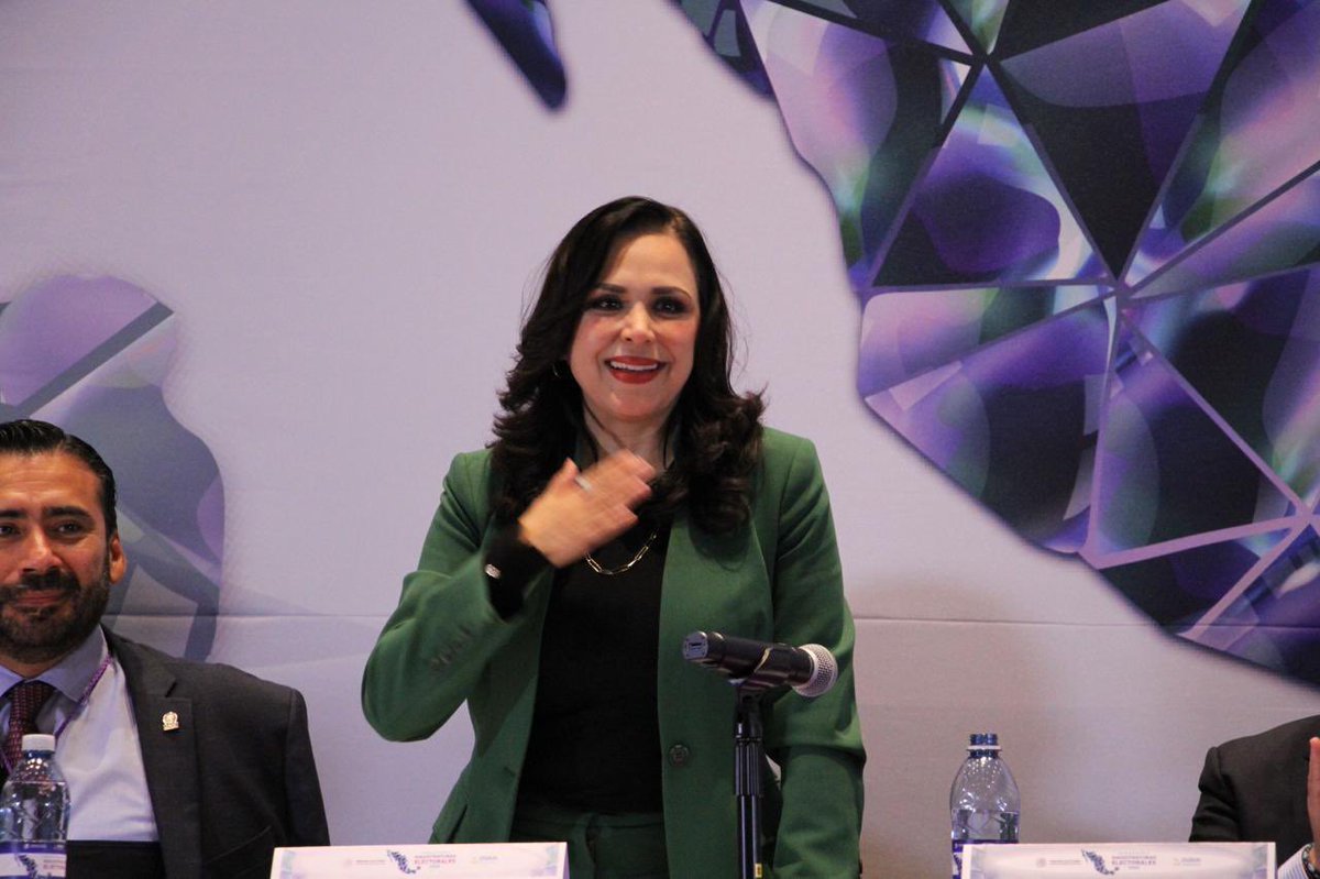 🇲🇽 Fue un gusto compartir la experiencia vivida como magistrada integrante del Pleno del <a href="/TEVeracruz/">TEVeracruz</a> durante el proceso electoral extraordinario para la elección de personas juzgadoras del Poder Judicial del Estado de Veracruz en el Encuentro Nacional de Magistraturas electorales