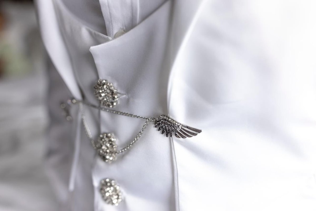 DiVelleCo's tweet image. The request was the Design &amp;amp; Manufacturing of:

- Unconstructed Single Breast Suit Jacket
- Double Penguin Tail 
- Notched Lapel
- Soft Shoulder 
- Attached Sewn in Vest w/ 3 buttons for Closure
- Suit Pants  

#Design #babylocksewing #babylockserger  #fashion  #designers